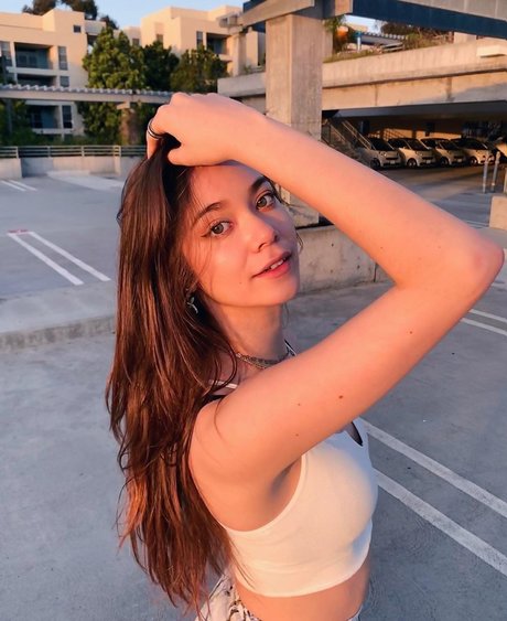 Nacktes geleaktes OnlyFans-Foto von Melodi Flack