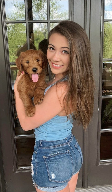 Nacktes geleaktes OnlyFans-Foto von Sasha Emiri Sander
