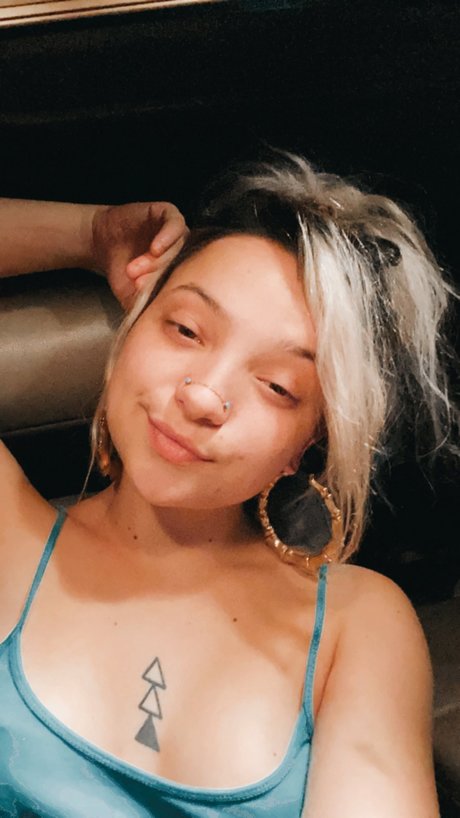 Nacktes geleaktes OnlyFans-Foto von Lilithli
