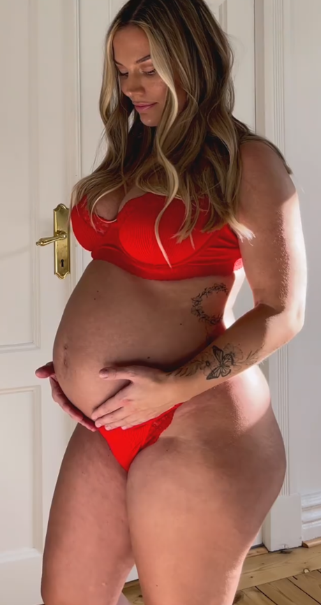 Nacktes geleaktes OnlyFans-Foto von Elin Hedstrom