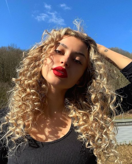 Nacktes geleaktes OnlyFans-Foto von Linabmn