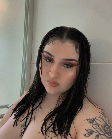 Nacktes geleaktes OnlyFans-Foto von Hayley G
