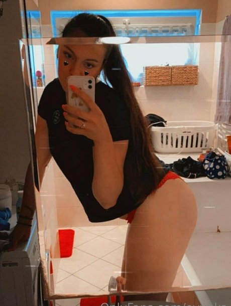 Nacktes geleaktes OnlyFans-Foto von Tessajess
