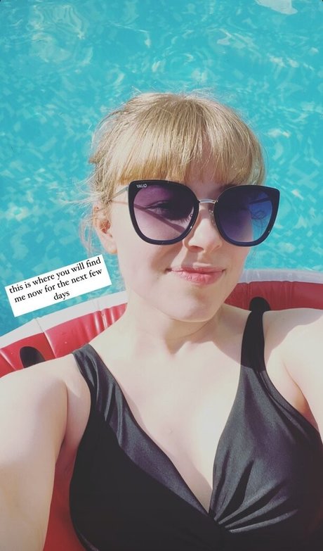 Nacktes geleaktes OnlyFans-Foto von Abbie Budden