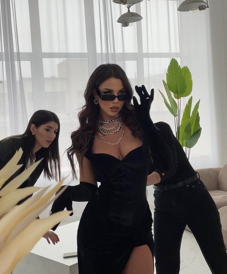 Nacktes geleaktes OnlyFans-Foto von Lybov Kalish