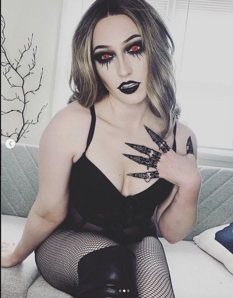 Nacktes geleaktes OnlyFans-Foto von Maisielynnie