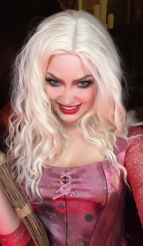Nacktes geleaktes OnlyFans-Foto von Kelly Kirstein