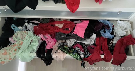 Nacktes geleaktes OnlyFans-Foto von Taylorburton