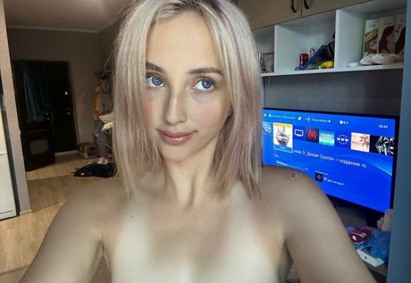 Nacktes geleaktes OnlyFans-Foto von Katybaity