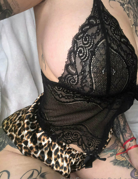 Nacktes geleaktes OnlyFans-Foto von Badgrl
