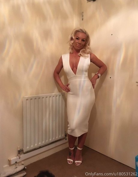 Nacktes geleaktes OnlyFans-Foto von Britishbethany