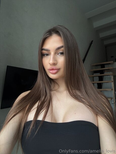 Amelia Lovis
