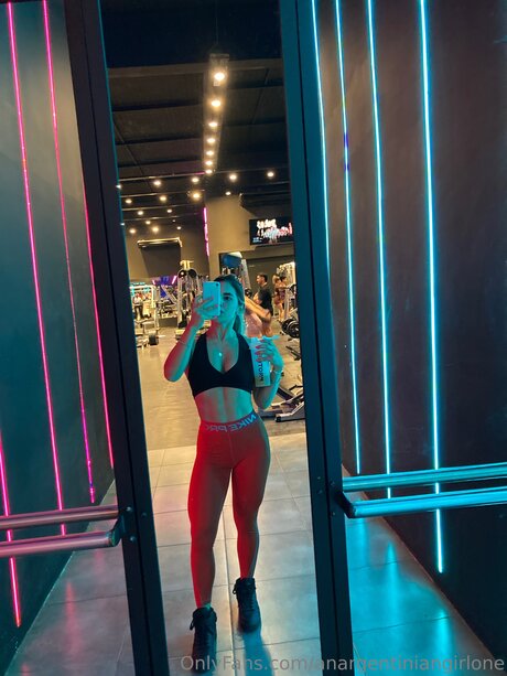 Anargentiniangirlone