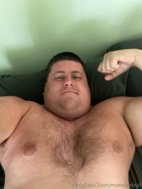 Nacktes geleaktes OnlyFans-Foto von Thebulkinghog