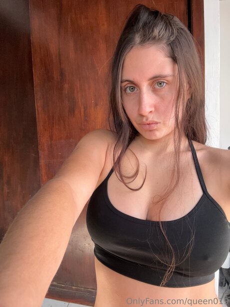 Nacktes geleaktes OnlyFans-Foto von Queen019