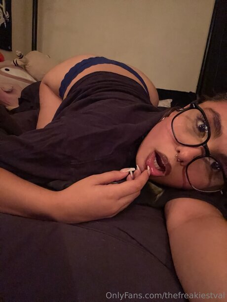 Nacktes geleaktes OnlyFans-Foto von Thefreakiestval