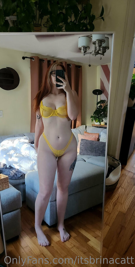 Nacktes geleaktes OnlyFans-Foto von Itsbrinacatt