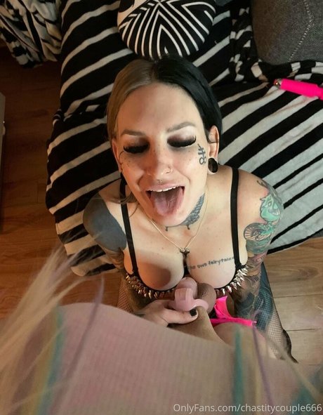 Chastitycouple666