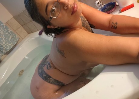 Nacktes geleaktes OnlyFans-Foto von Pandapop10