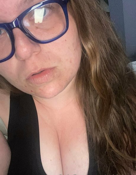 Nacktes geleaktes OnlyFans-Foto von Rukiabrat