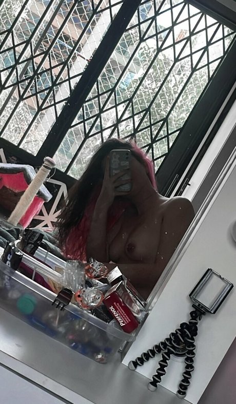 Nacktes geleaktes OnlyFans-Foto von Coelhopink