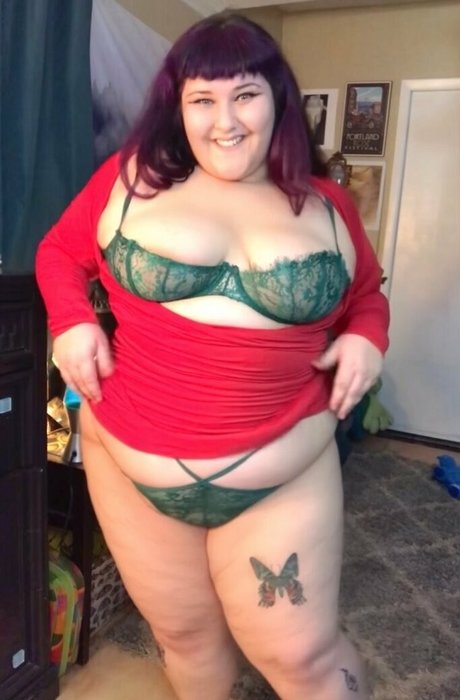 Nacktes geleaktes OnlyFans-Foto von Scarletlabelle