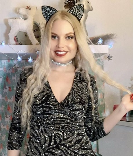Nacktes geleaktes OnlyFans-Foto von Ittybittyprettykittyfree