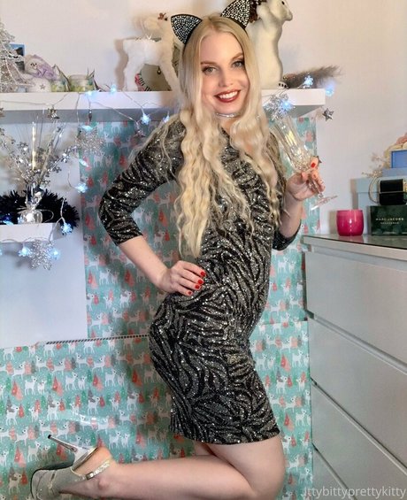 Nacktes geleaktes OnlyFans-Foto von Ittybittyprettykittyfree