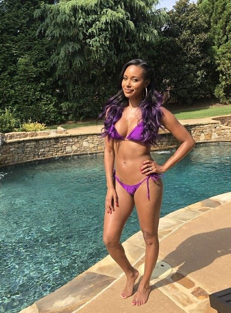 Nacktes geleaktes OnlyFans-Foto von Brandi Rhodes