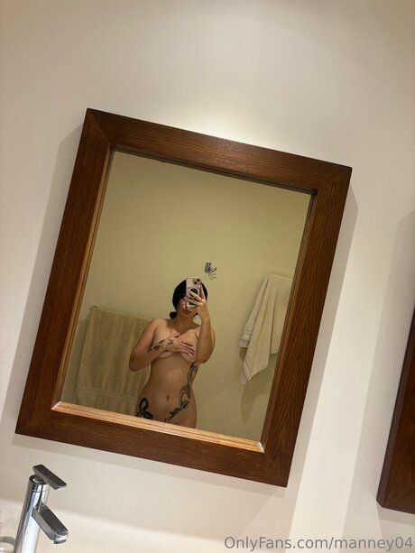 Nacktes geleaktes OnlyFans-Foto von Manney04