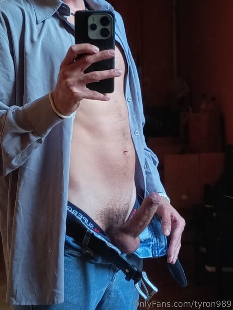 Nacktes geleaktes OnlyFans-Foto von Tyron989