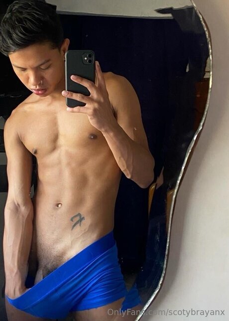 Nacktes geleaktes OnlyFans-Foto von Scotybrayanx
