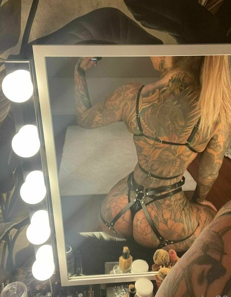 Nacktes geleaktes OnlyFans-Foto von Schwarzemamba89