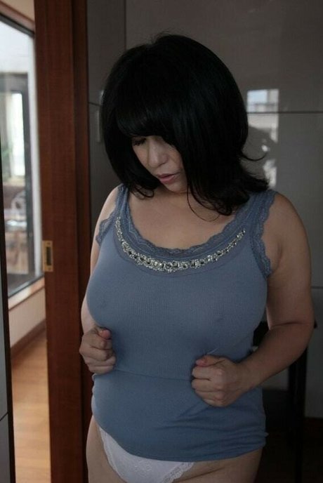 Nacktes geleaktes OnlyFans-Foto von Yukari Orihara