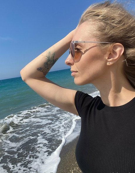 Nacktes geleaktes OnlyFans-Foto von Sexsweetblonde