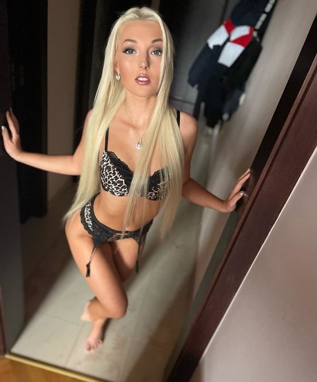 Nacktes geleaktes OnlyFans-Foto von Lovita Fate