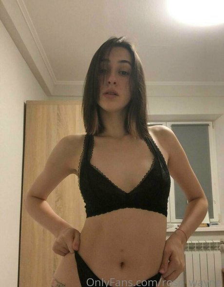 Nacktes geleaktes OnlyFans-Foto von Rosewayne