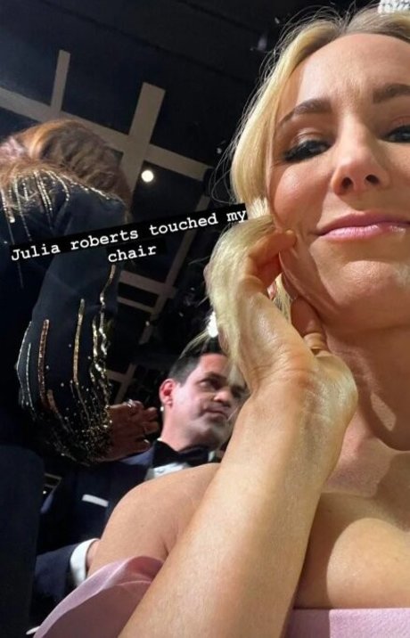 Nacktes geleaktes OnlyFans-Foto von Nikki Glaser