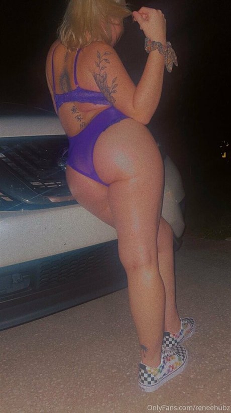 Nacktes geleaktes OnlyFans-Foto von Reneehubz