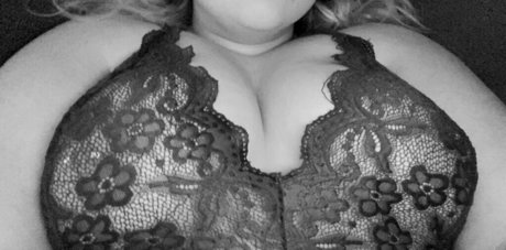 Nacktes geleaktes OnlyFans-Foto von Freebadluckbaby420