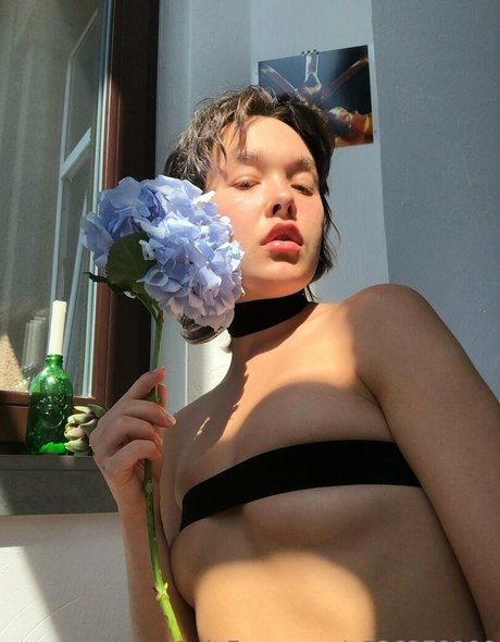 Nacktes geleaktes OnlyFans-Foto von Katanamiko