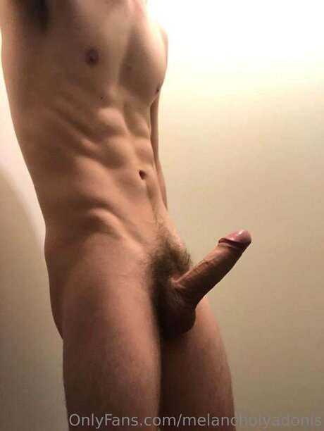 Nacktes geleaktes OnlyFans-Foto von Melancholyadonis
