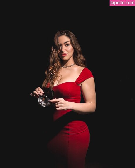 Maricel Freire Hotwife