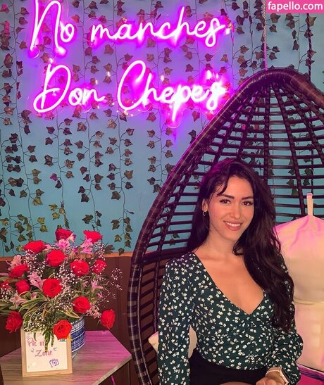 Maricel Freire Hotwife