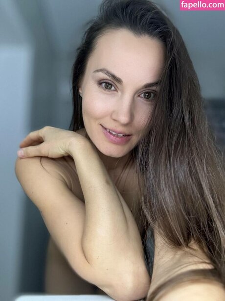 Ekaterina_naturally