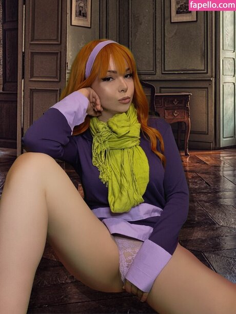 Velma  Daphne Cosplay