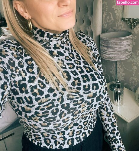 Polly Pocket, The Profiteer