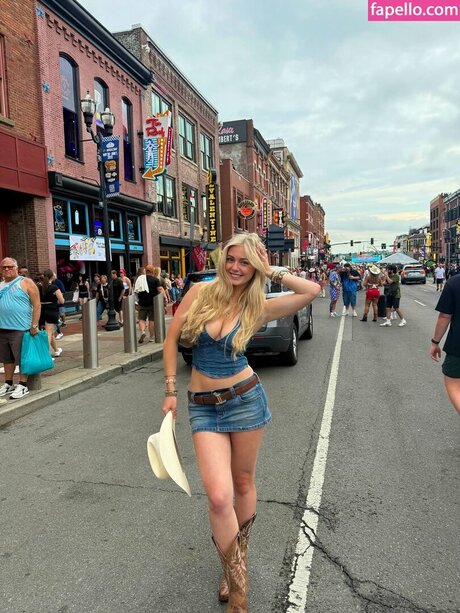 Nacktes geleaktes OnlyFans-Foto von Cassidy Anne