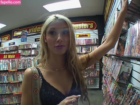 Beautiful Girls Groped