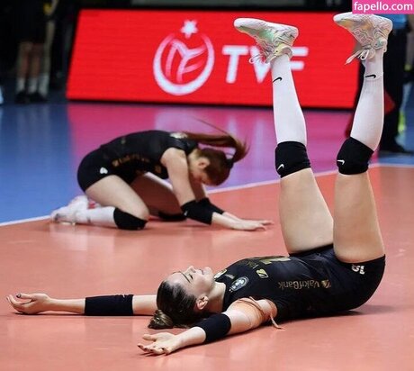 Nacktes geleaktes OnlyFans-Foto von Emma Belle